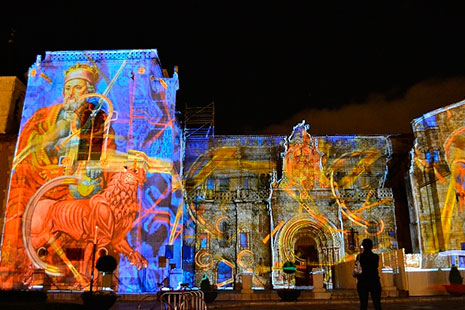 Iluminación de la Basílica de San Isidoro en León