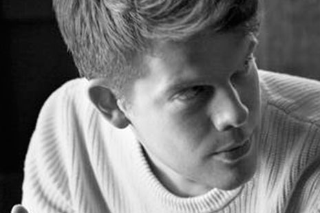 Carolina Herrera deja la dirección creativa de su marca nuevo director creativo Wes Gordon, nuevo director creativo de Carolina Herrera