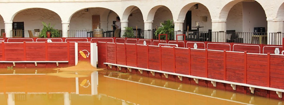 hoteles más originales del Mundo plaza de toros Patio del hotel Plaza de Toros de Almadén