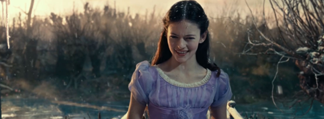 Mackenzie Foy interpreta a Clara en El Cascanueces y los cuatro reinos