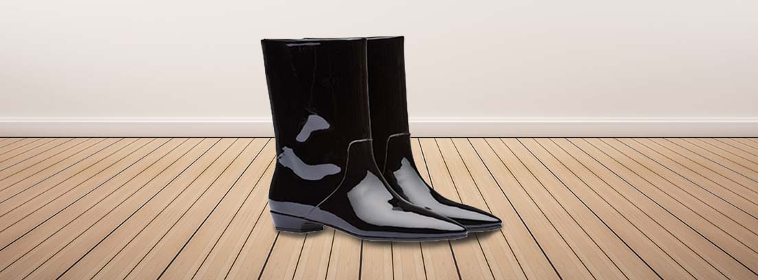 Botines de agua - Miu Miu Patent leather boothies - Botas de agua en color negro