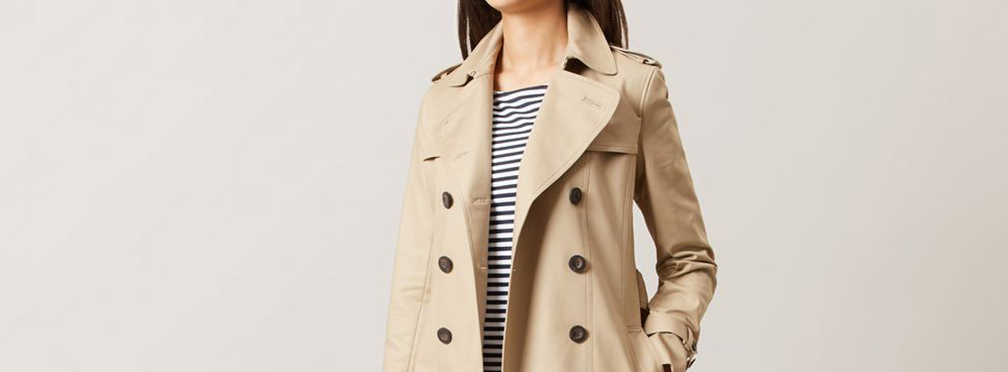 Abrigos básicos para el fondo de armario Mujer con gabardina y bolso XL algo que siempre tienes en tu armario ropero