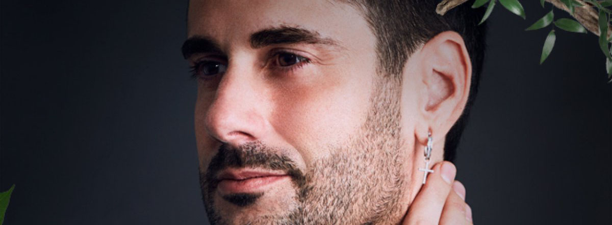 Melendí en el cartel de los Premios 40 Principales 2018.