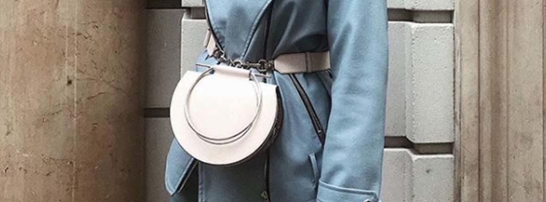 Bolso cinturón el nuevo accesorio para tener un look perfecto Aida Domènech o ‘Dulceida’, con un look perfecto de bolso cinturón